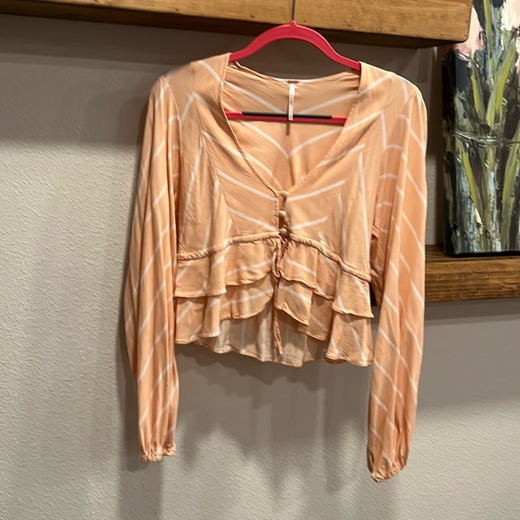 Free People Top - Picture 1 of 4